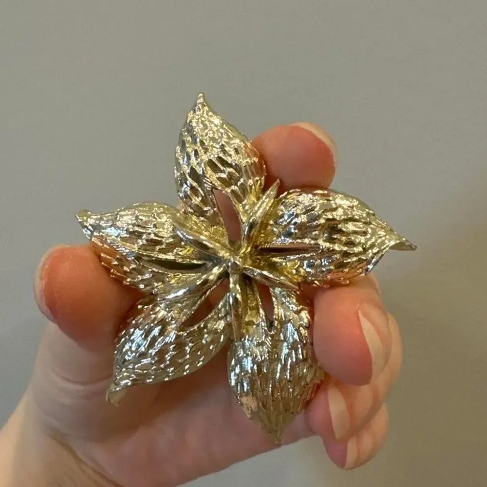 Unbranded Women's Silver and Gold Jewellery